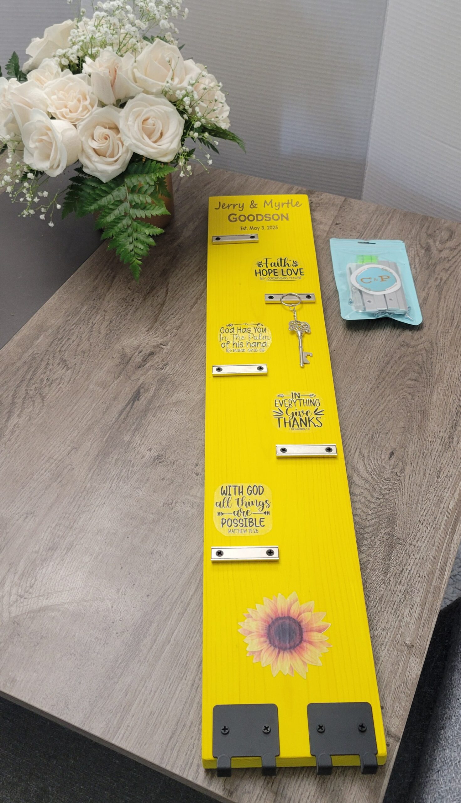CUSTOM MAGNETIC KEY HOLDER - Yellow